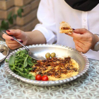 تخم مرغ و قارچ